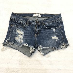 Distressed short denim shorts medium wash small